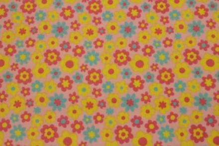 ラミネート布　花柄　ピンク×黄色、水色、ショッキングピンク色　Rー113