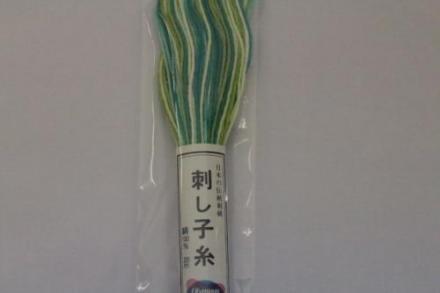 オリムパス　刺し子糸　№51((グリーン系ぼかしタイプ)