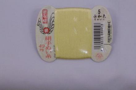 都羽根　絹手ぬい糸　承和色(そがいろ) KINU-9-5
